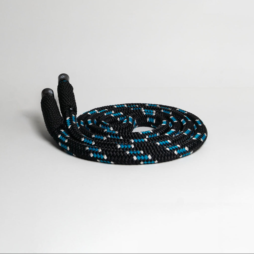 An overview of a coiled Australiana rope